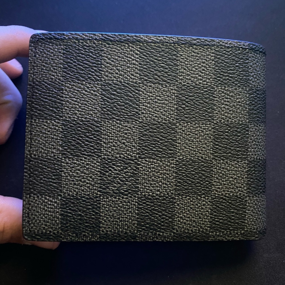 Louis Vuitton Multiple Wallet Mens - Picture 2 of 6
